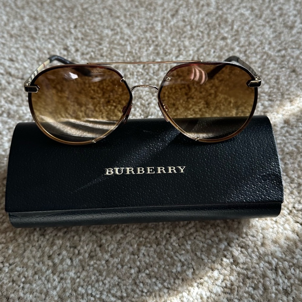 Burberry sunglasses